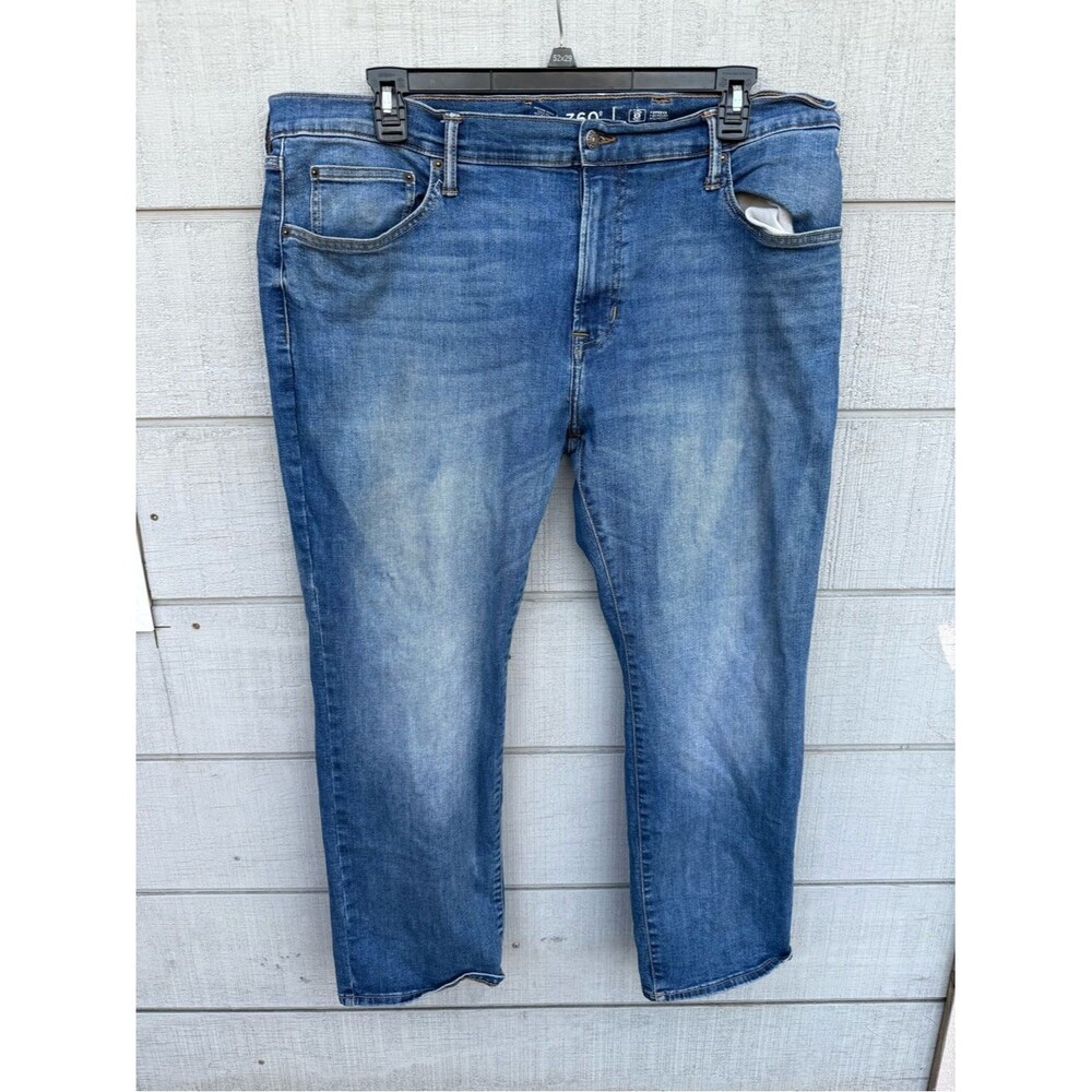 Arizona Jean Company Men's Faded Blue Straight Jeans size 40W X 29L